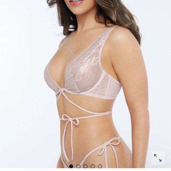 Savage x fenty size 34 ddd  nwts - Picture 2 of 8